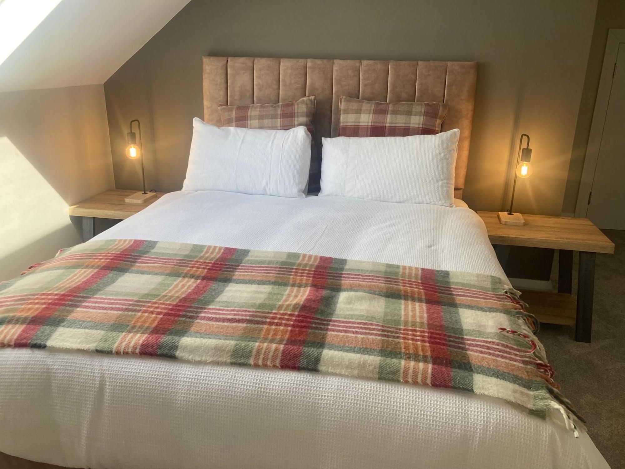 Luxury Country Escape Lägenhet Ennis Exteriör bild